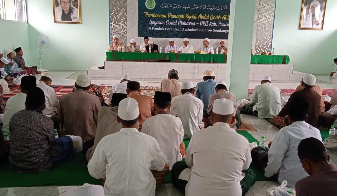 Adakan Manaqiban, Berharap Keberkahan untuk Assholach