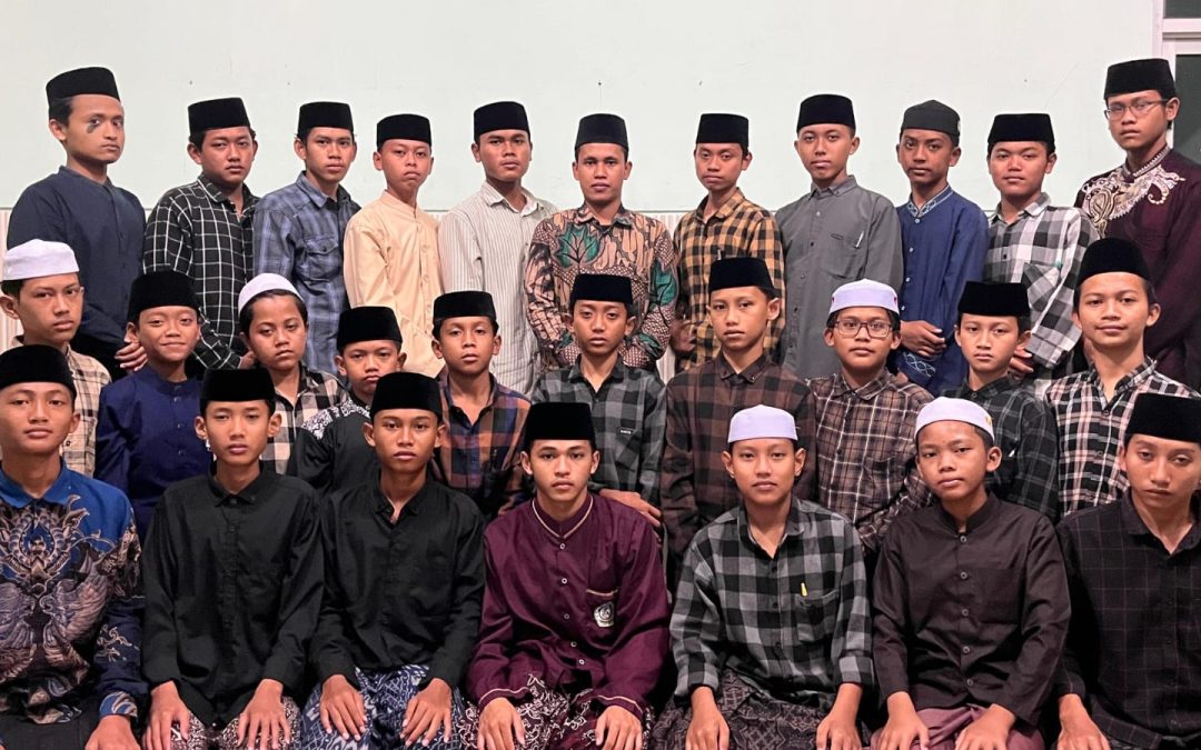 Kegiatan Sahur Bersama Tutup Program Ngaji Ramadan Ekstra Tahfidz Assholach