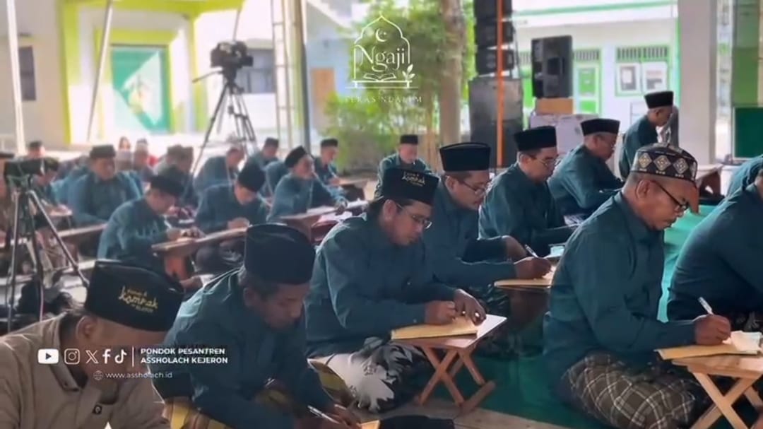 Menjaga Fitrah dan Membangun Keluarga Sakinah: Hikmah Pengajian Rutin Alumni PP Assholach Kejeron