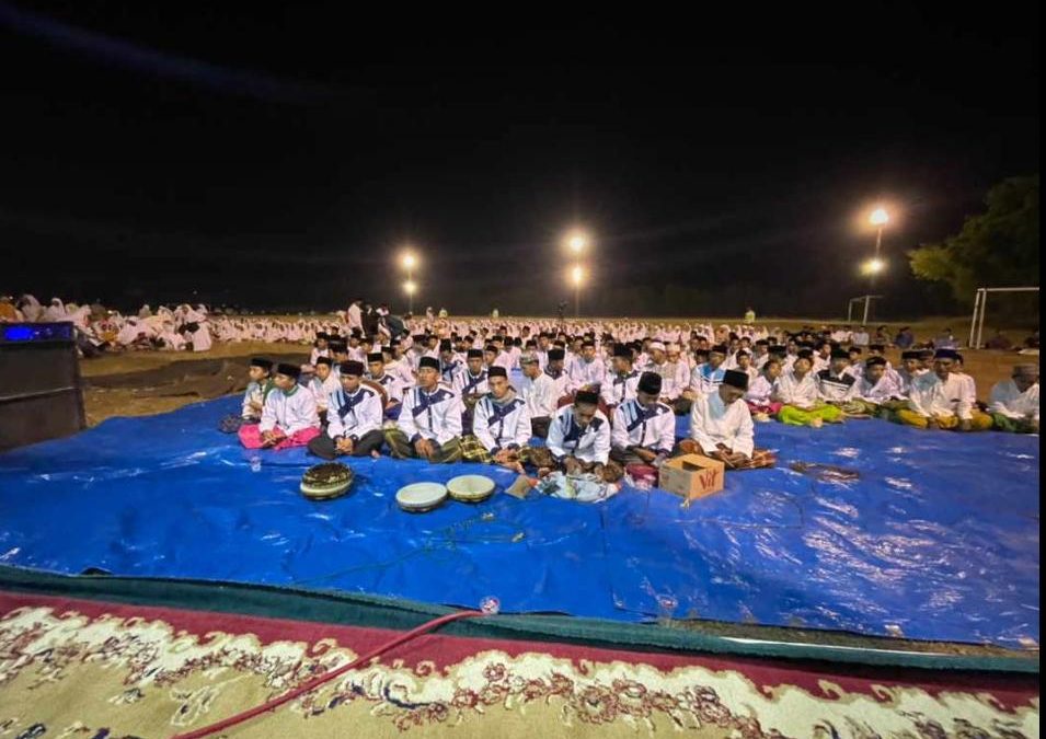 Keuamaan Dekat Dengan Para Ulama’
